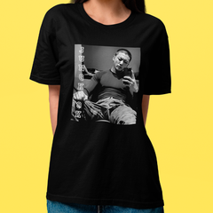 Camiseta Básica Jungkook BTS Photo B&W