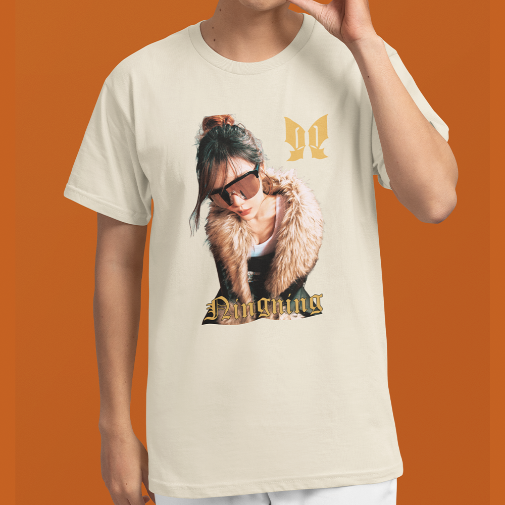 Camiseta Básica Aespa Ningning Butterfly