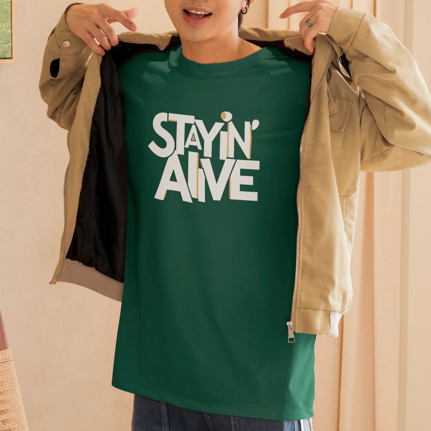 Camiseta Básica Bee Gees Stayin' Alive