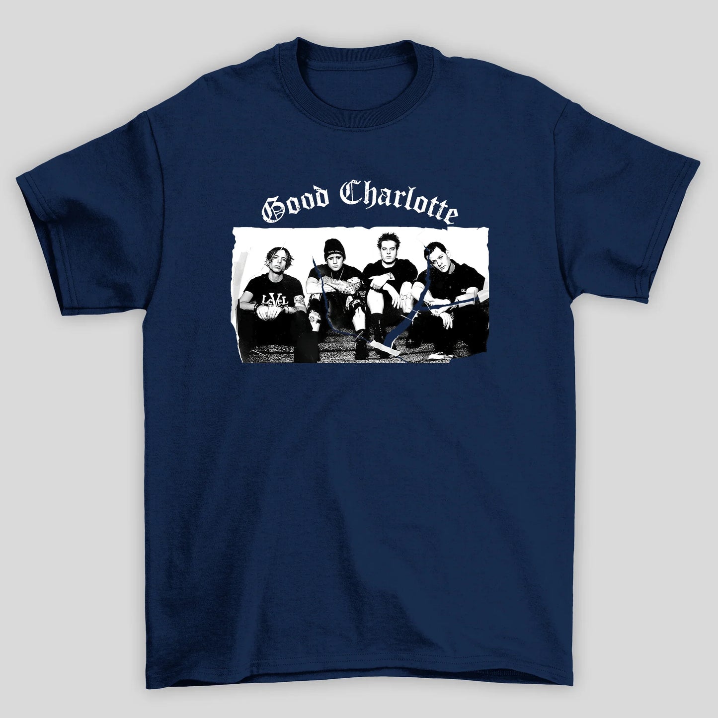 Camiseta Básica Good Charlotte Torn Photo