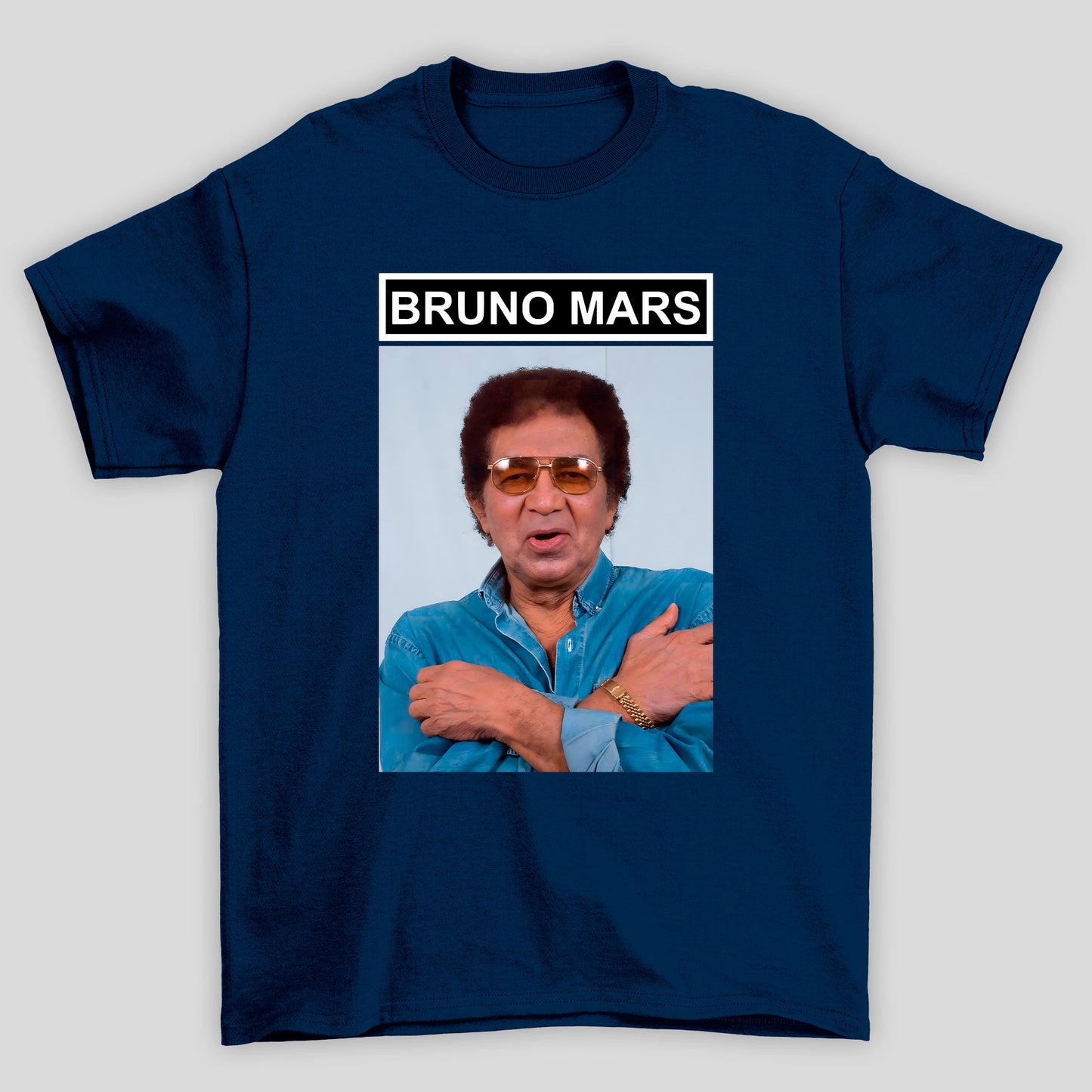 Camiseta Básica Bruno Mars Meme