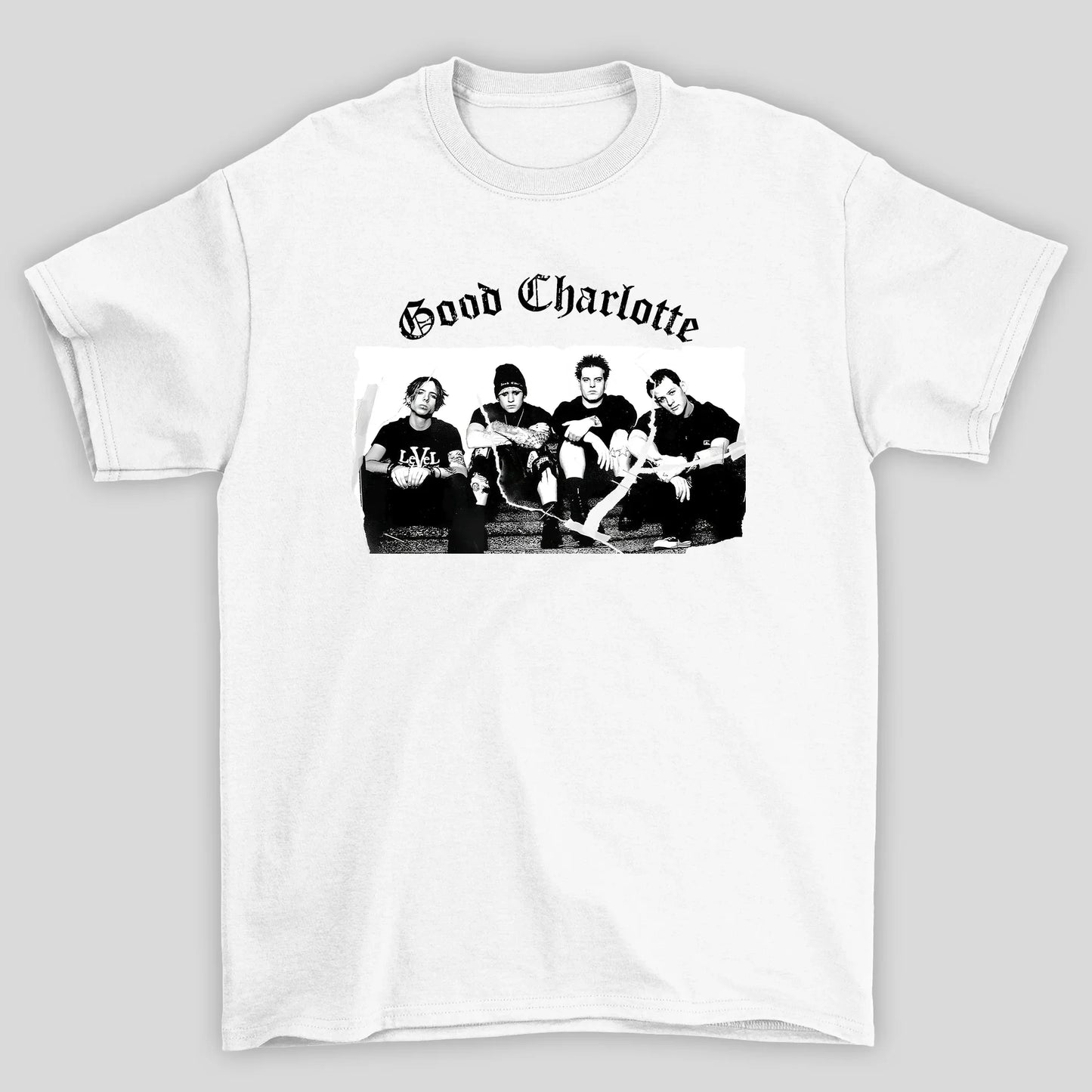 Camiseta Básica Good Charlotte Torn Photo