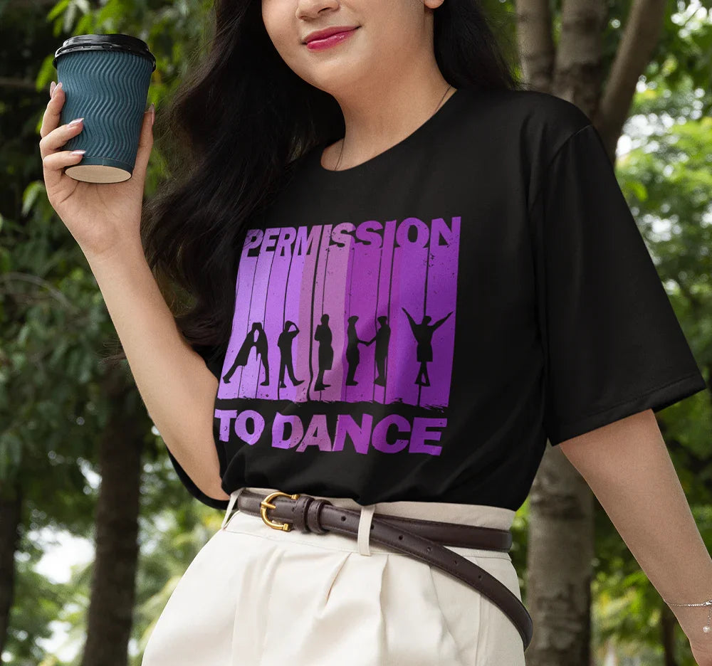 Camiseta Básica BTS Permission To Dance- preto