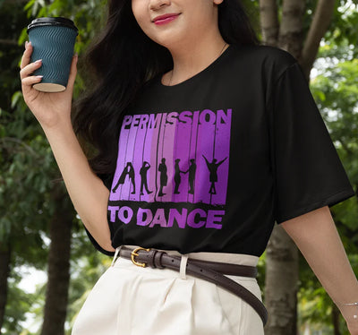 Camiseta Básica BTS Permission To Dance- preto