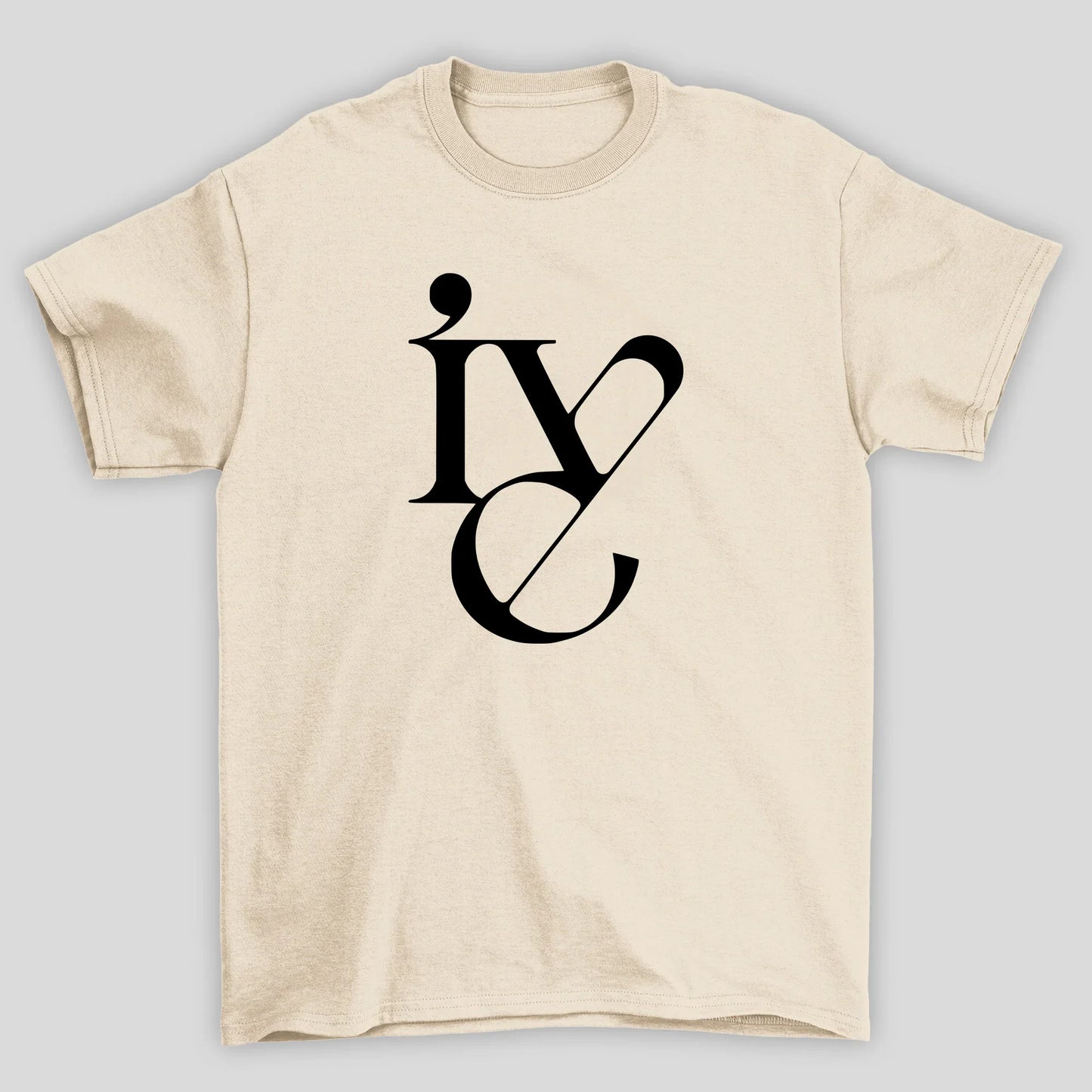 Camiseta Básica Ive Logo