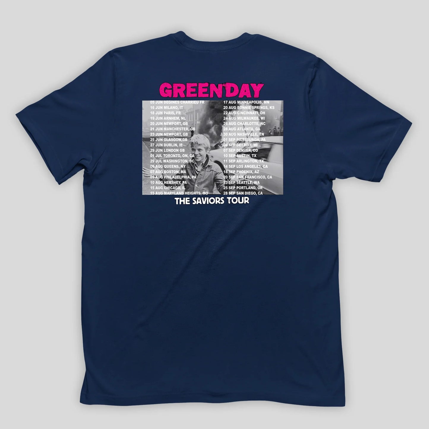 Camiseta Básica Green Day The Saviors Tour