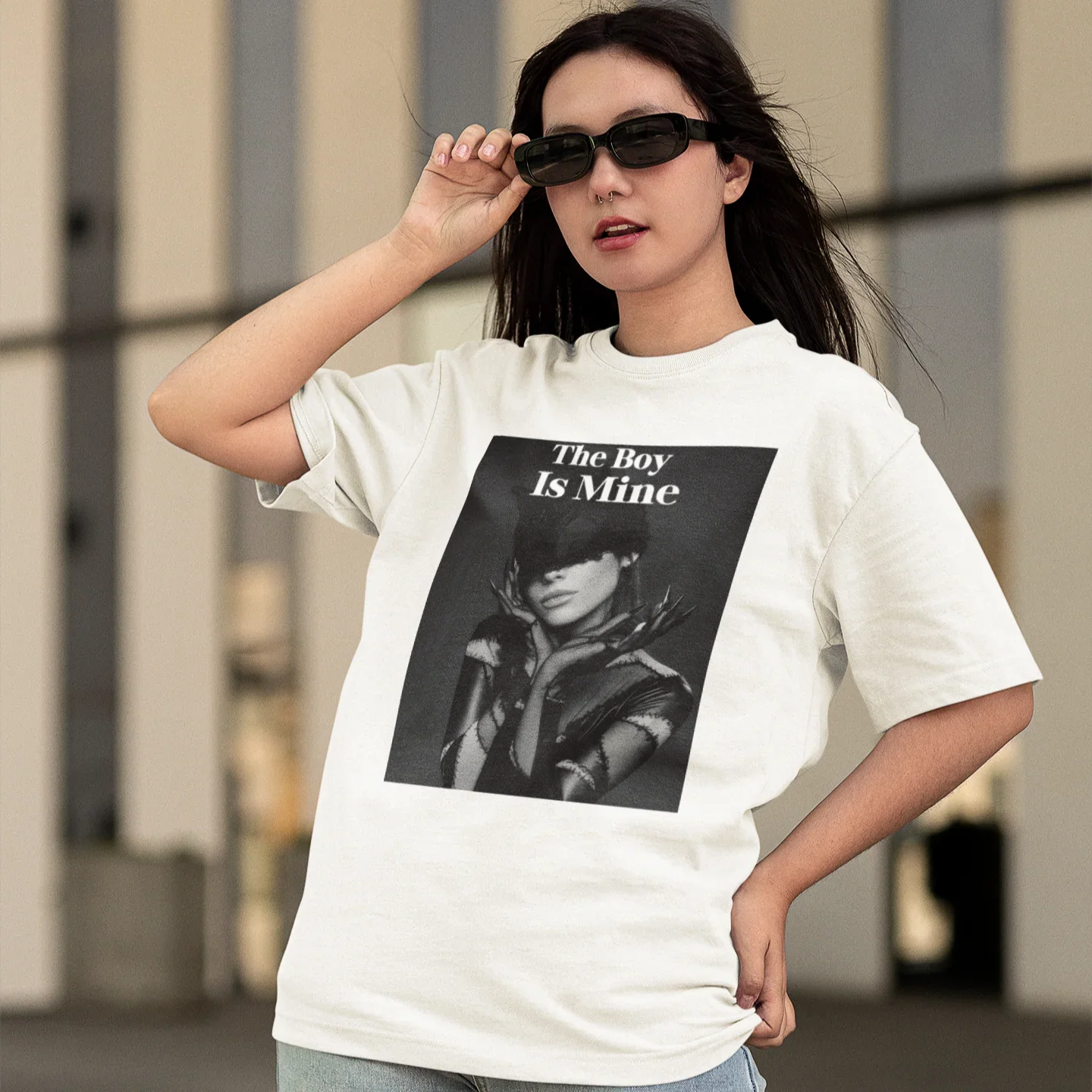 Camiseta Básica Ariana Grande T.B.I.M - Branco