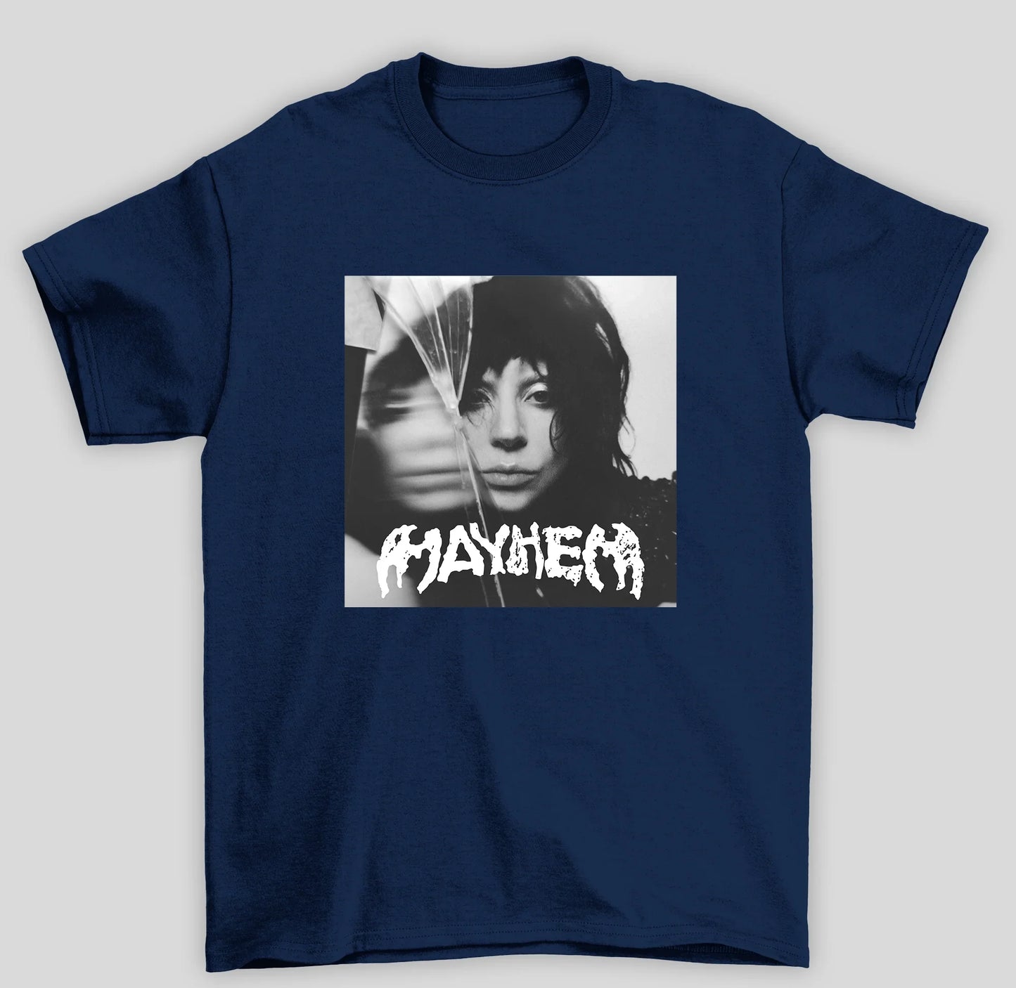 Camiseta Básica Lady Gaga Mayhem Album Cover- azul-marinho