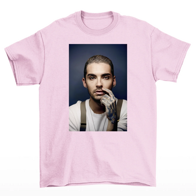 Camiseta Básica Tokio Hotel Kaulitz Photo - rosa bebê