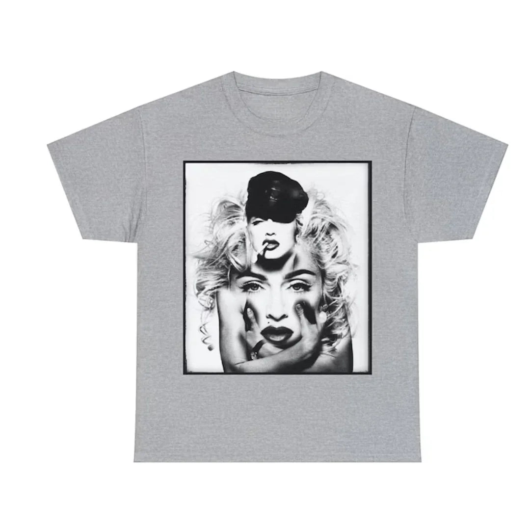 Camiseta Básica Madonna P&B Collab Cinza