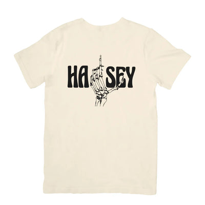 Camiseta Básica Halsey Skeleton Hand Pérola
