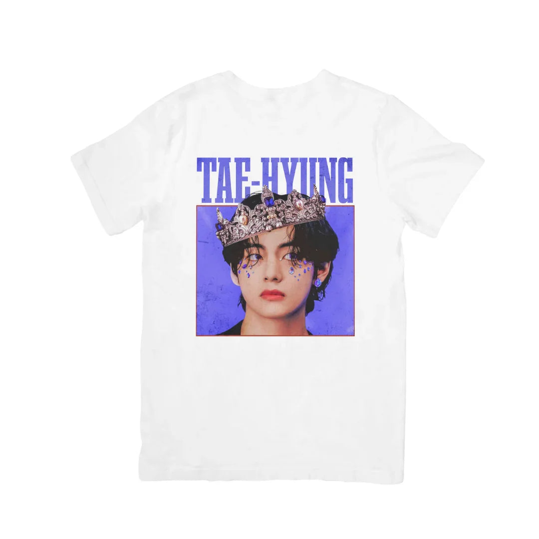 Camiseta Básica BTS Tae-Hyung Graphic Vintage-BRANCO