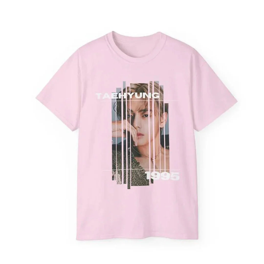Camiseta Básica BTS V Graphic-ROSA BEBE