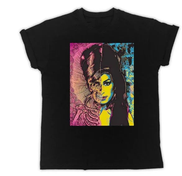 Camiseta Básica Amy Winehouse Half - Preto