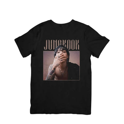 Camiseta Básica BTS Jungkook Graphic Vintage-PRETO