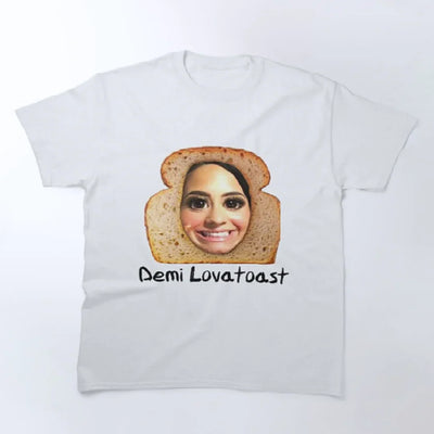 Camiseta Básica Demi Lovato Lovatoast Branco