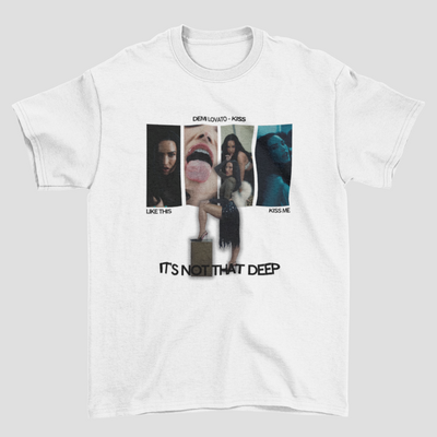 Camiseta Básica Demi Lovato Kiss INTD