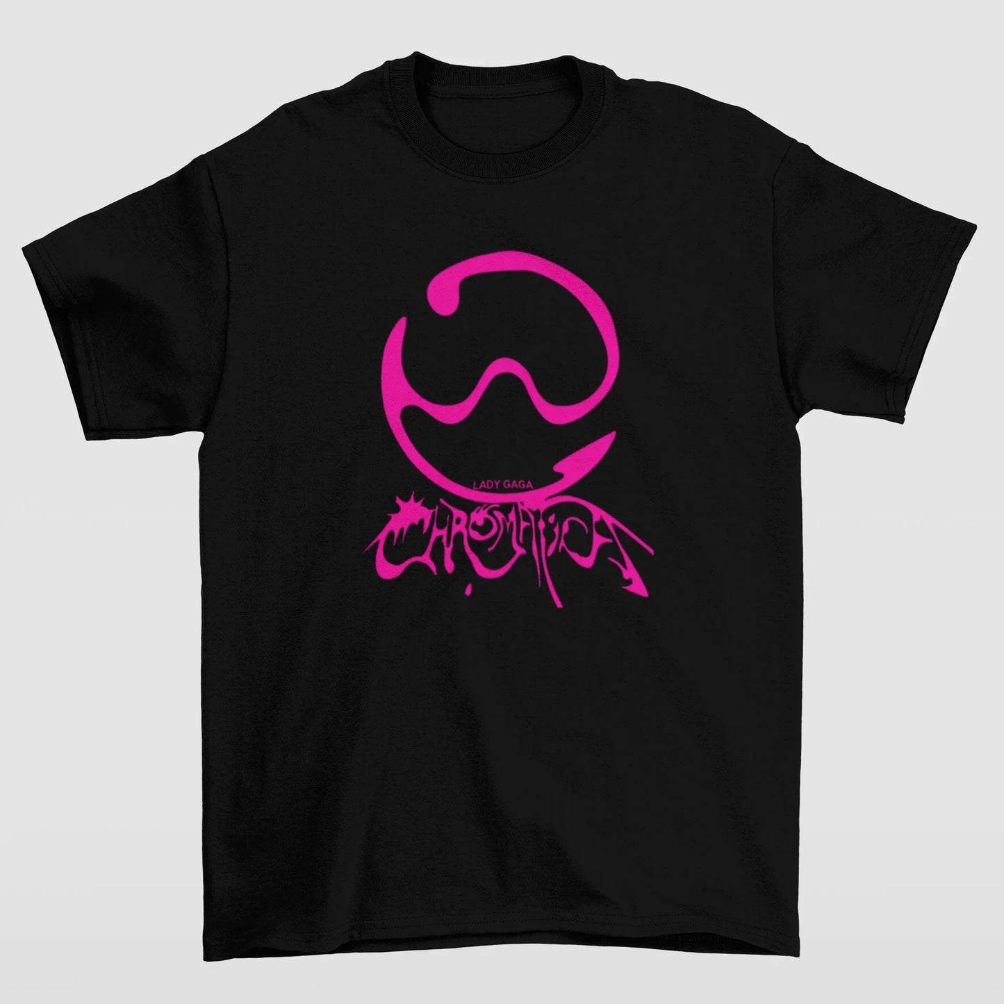 Camiseta Básica Lady Gaga Chromatica Graphic Design