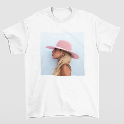Camiseta Básica Lady Gaga Pink Hat