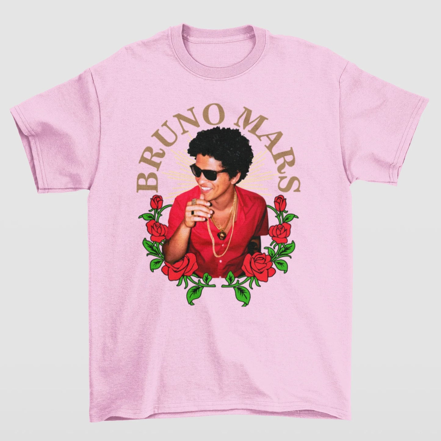Camiseta Básica Bruno Mars Rosas- rosa bebe