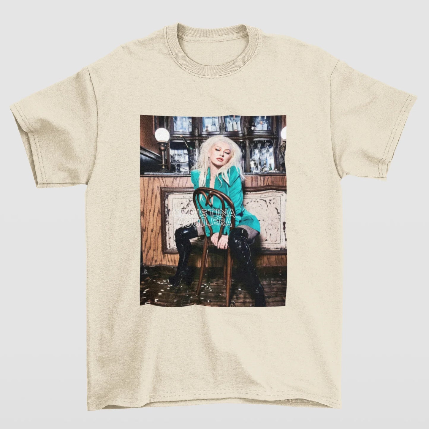 Camiseta Básica Christina Aguilera Pop- pérola