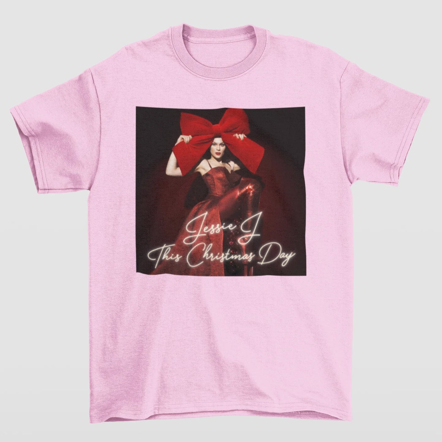 Camiseta Básica Jessie J. This Christmas Day- rosa bebe
