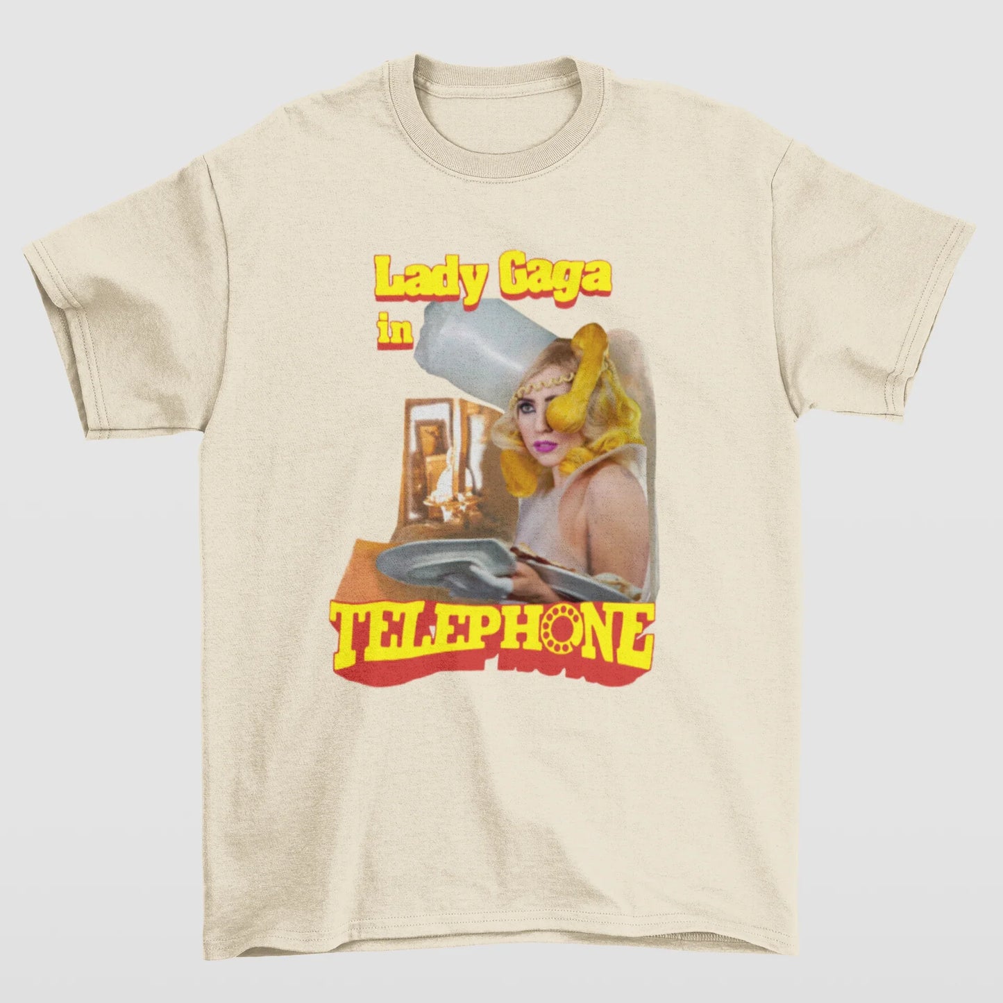 Camiseta Básica Lady Gaga In Telephone