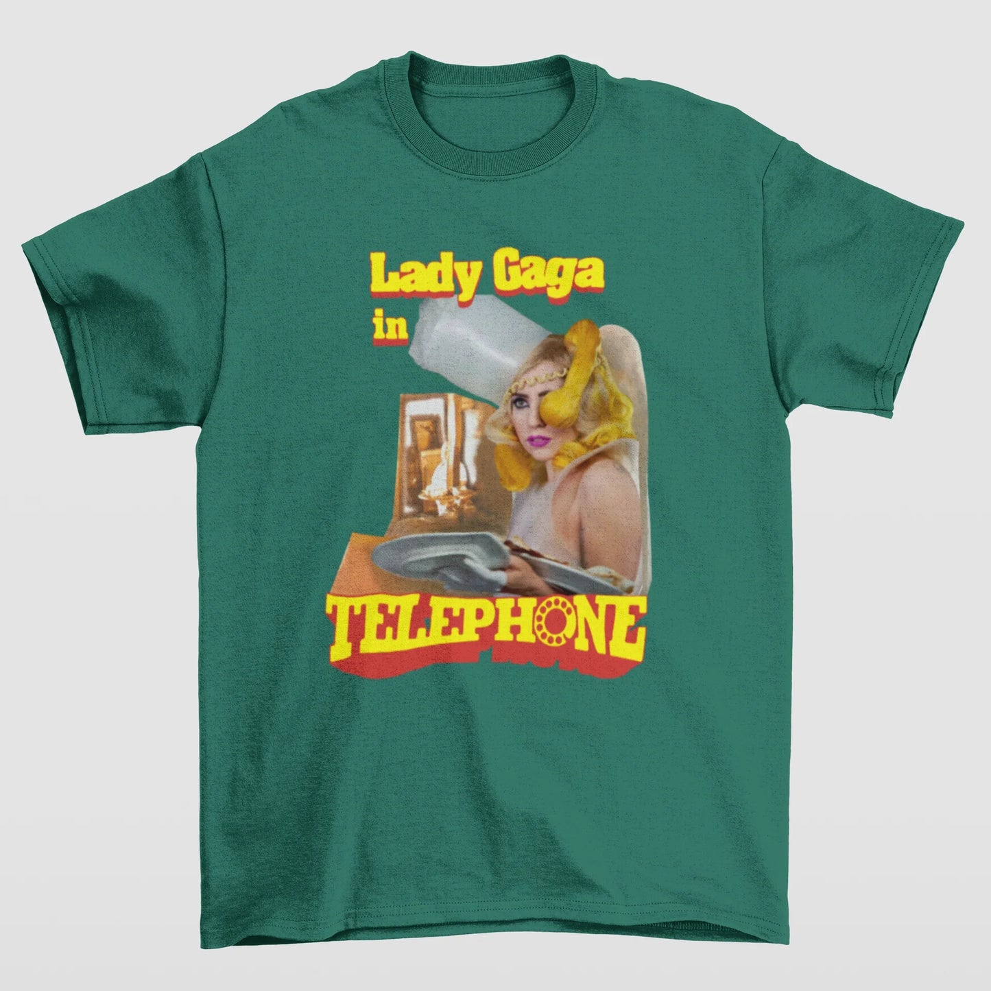 Camiseta Básica Lady Gaga In Telephone