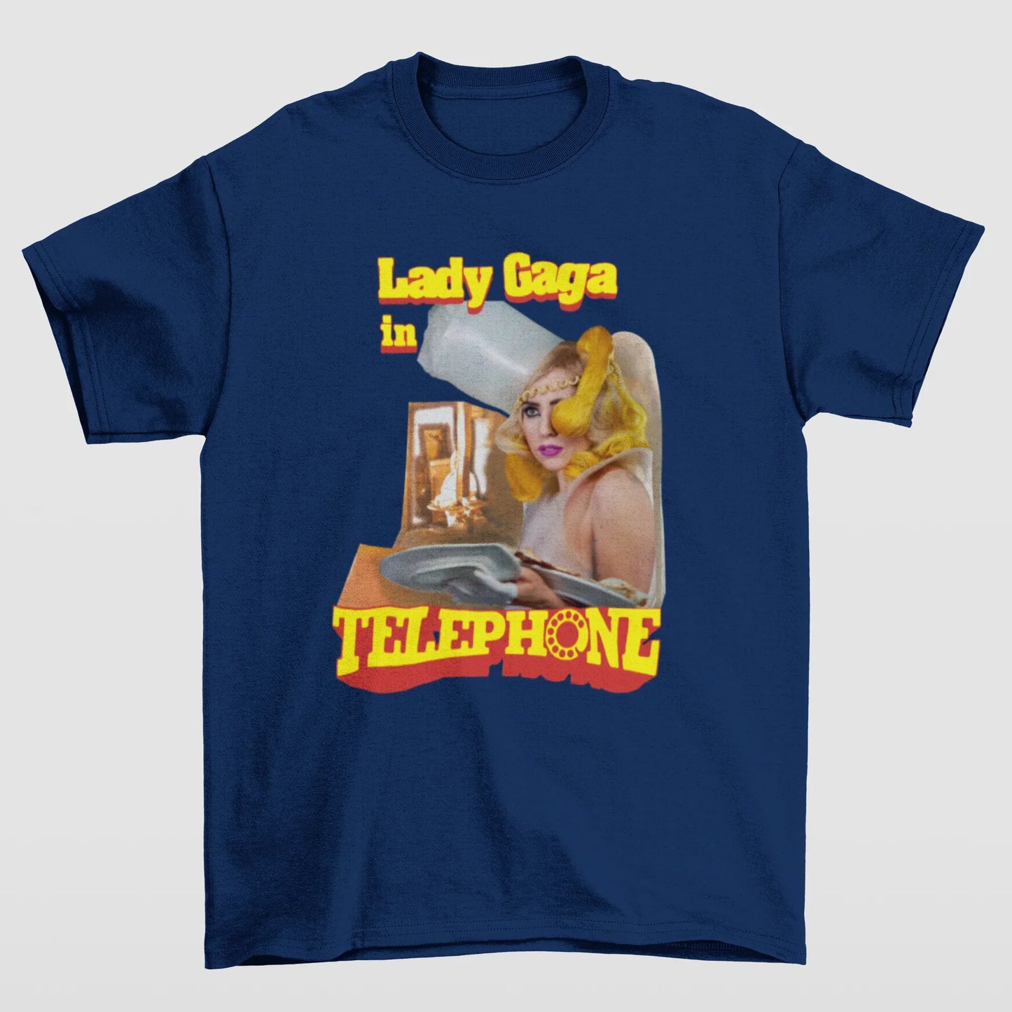 Camiseta Básica Lady Gaga In Telephone