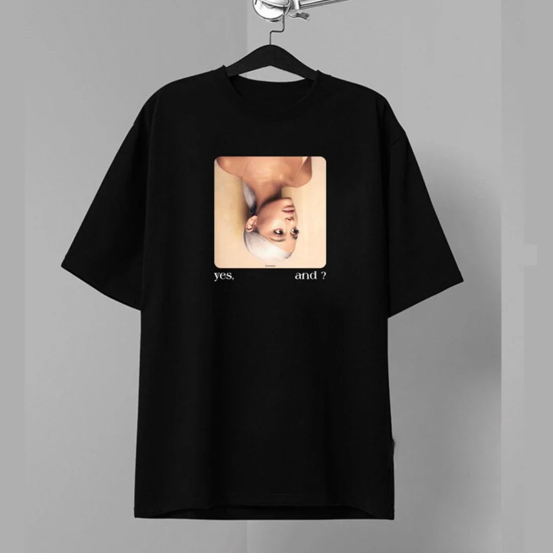 Camiseta Básica Ariana Grande New Music - Preto