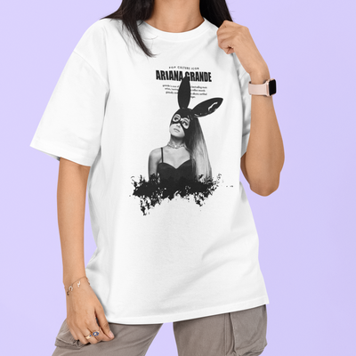 Camiseta Básica Ariana Grande Retro Culture