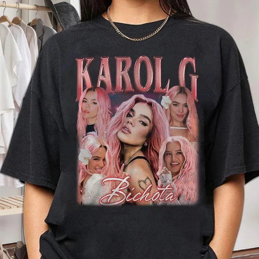 Camiseta Básica Karol G Vintage Preto