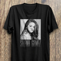 Camiseta Básica Selena Gomez Black and White