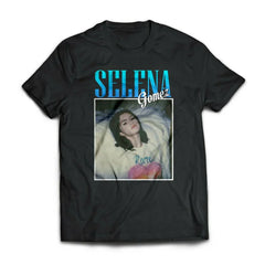 Camiseta Básica Selena Gomez Relaxing
