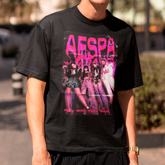 Camiseta Básica Aespa Graphic