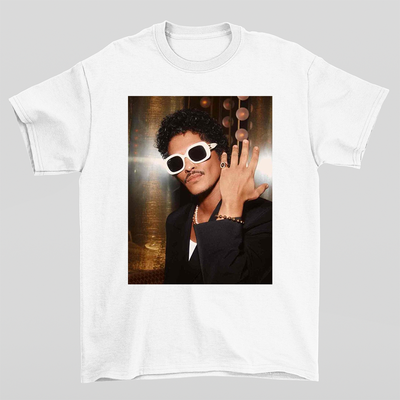 Camiseta Básica Bruno Mars Photo Rich