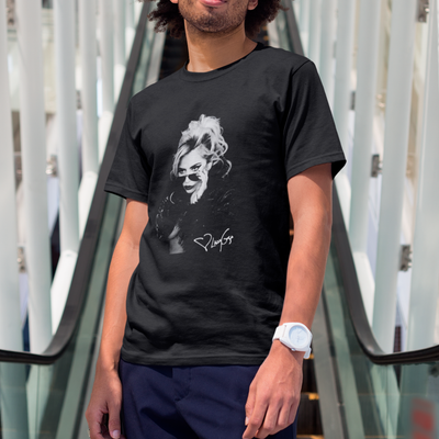 Camiseta Básica Lady Gaga Foto Preto e Branca