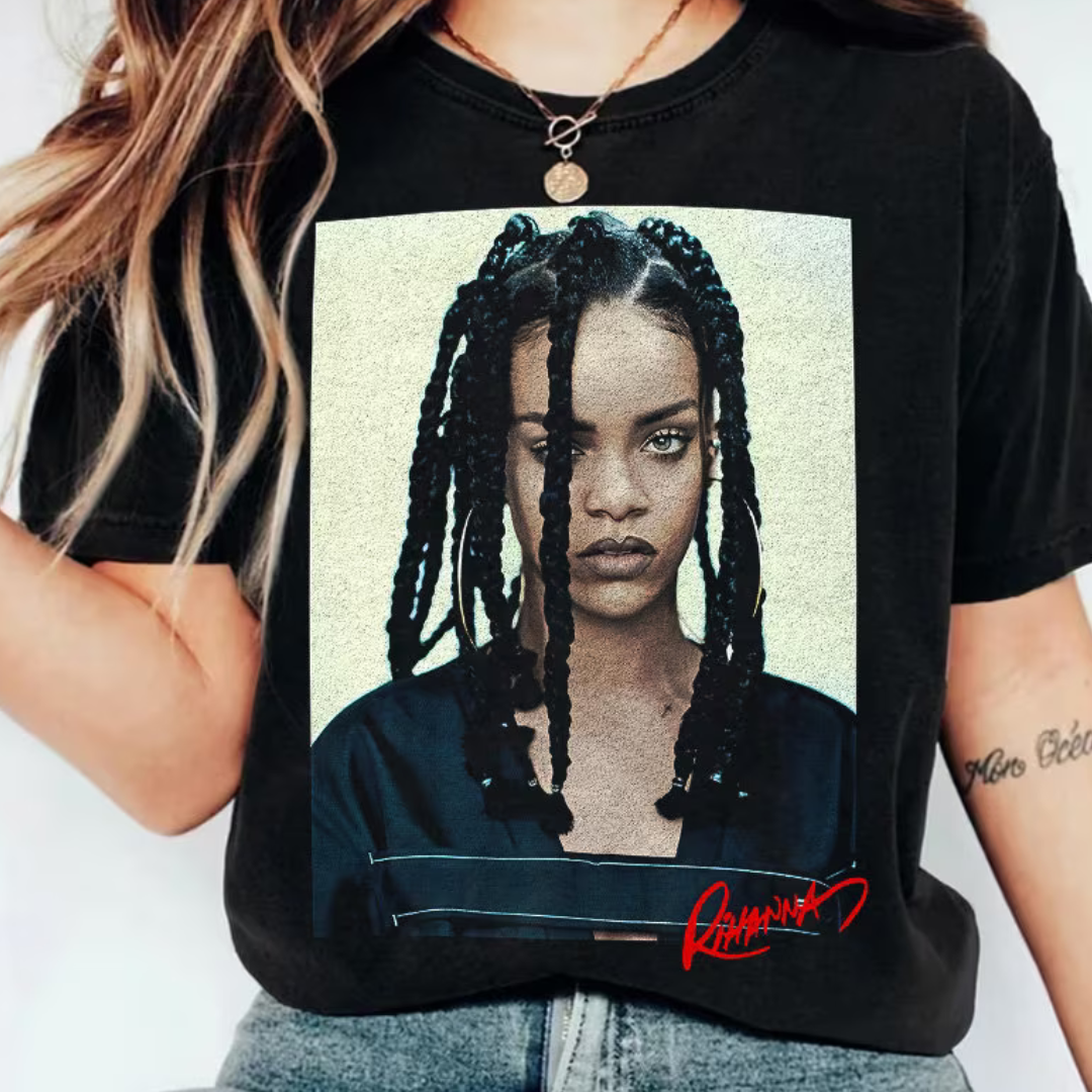 Camiseta Básica Rihanna 90's Retro Rap