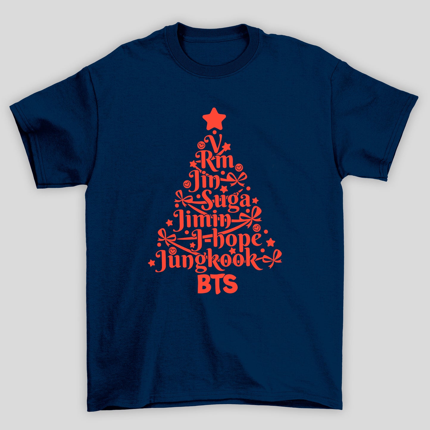 Camiseta Básica Christmas BTS Arvore de Natal