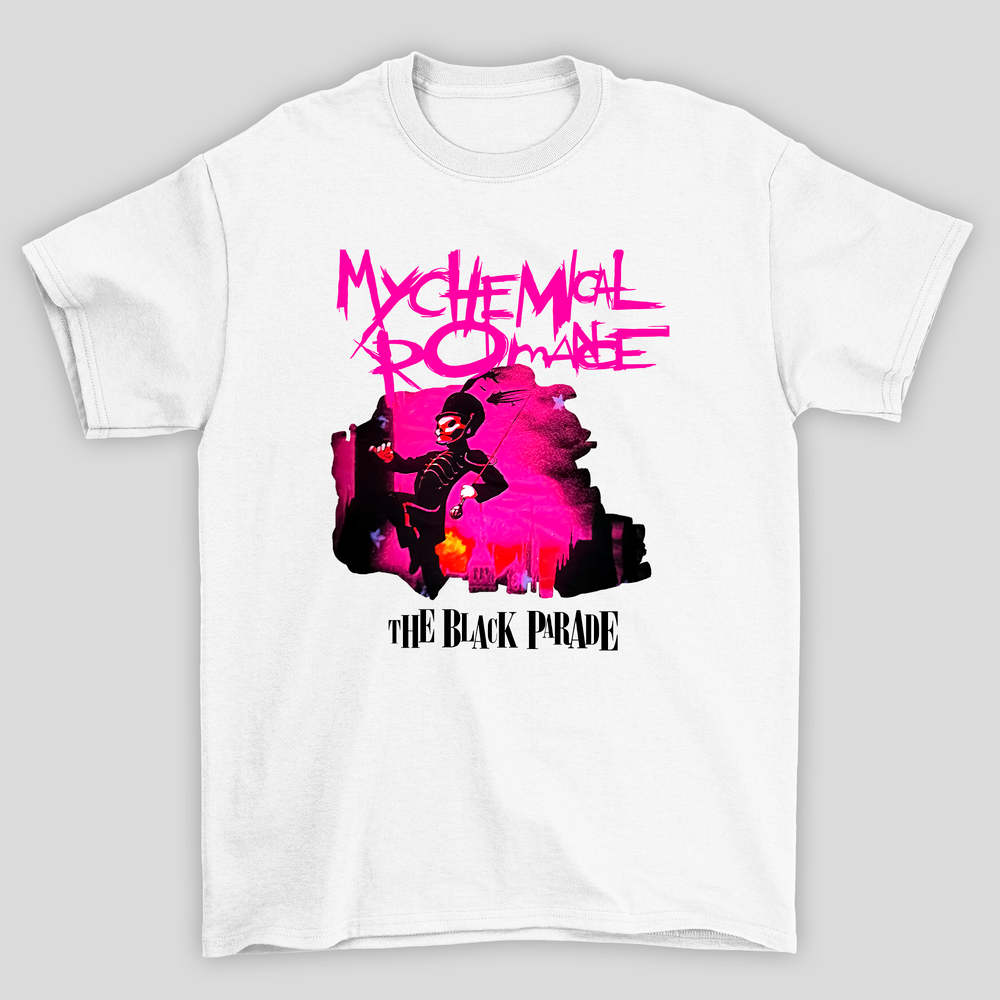 Camiseta Básica My Chemical Romance Black Parade Pink