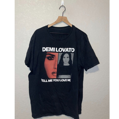 Camiseta Básica Tell Me You Love Me Demi Lovato