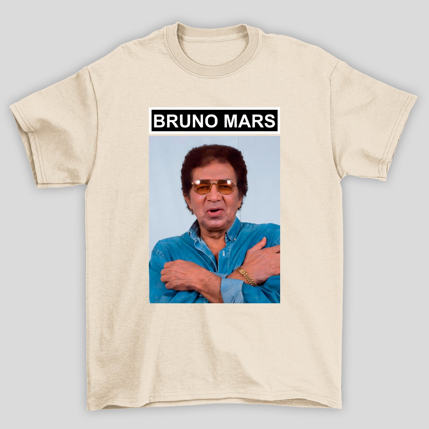 Camiseta Básica Bruno Mars Meme