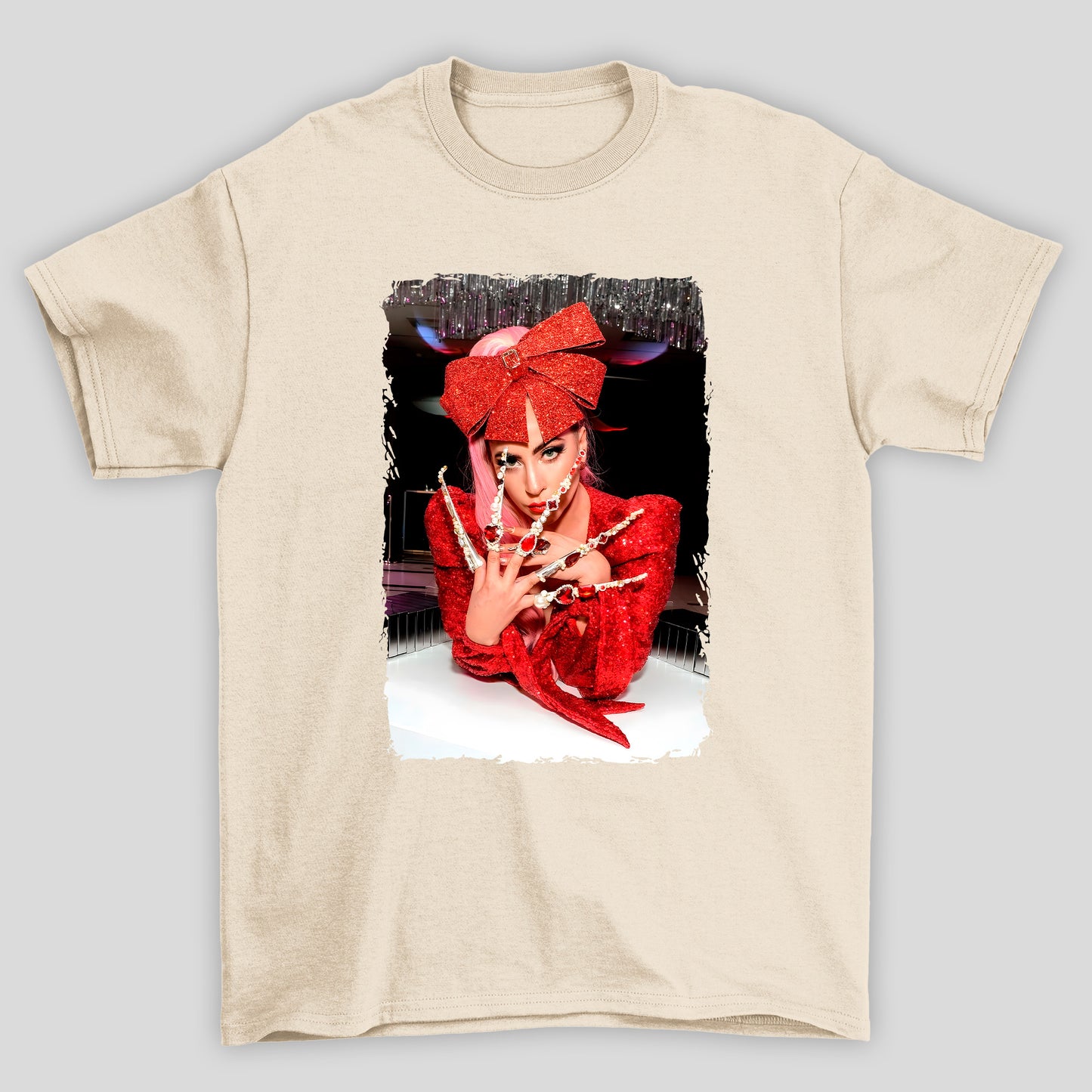 Camiseta Básica Christmas Lady Gaga