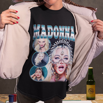 Camiseta Básica Madonna Collab Graphic Preto