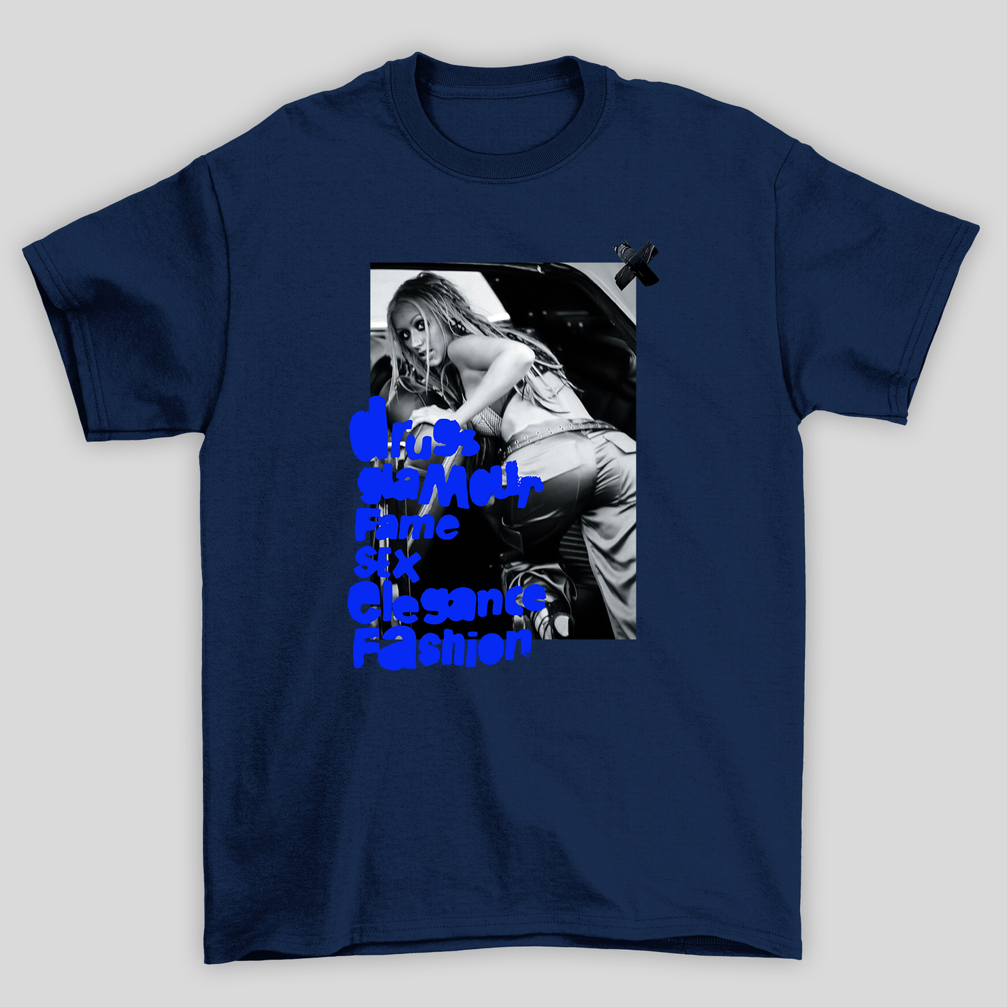 Camiseta Básica Christina Aguilera Life- azul-marinho