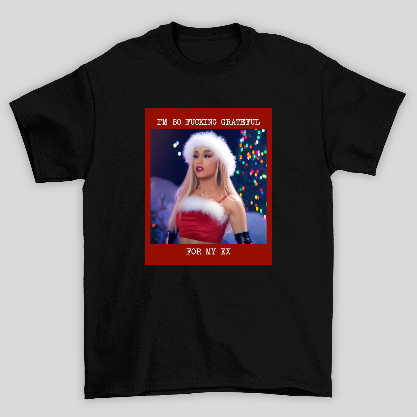 Camiseta Básica Ariana Grande Christmas - PRETO