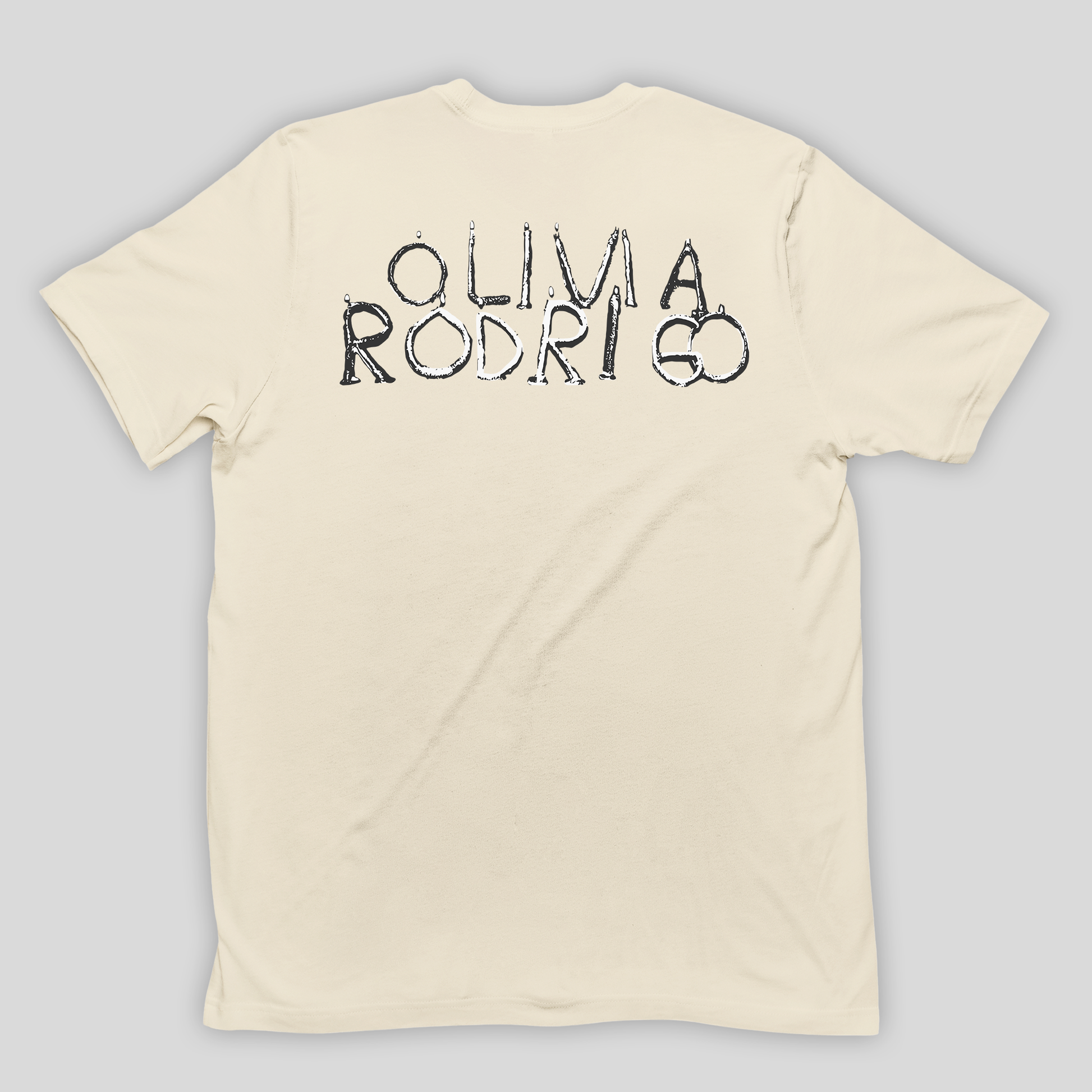 Camiseta Básica Olivia Rodrigo Vintage Guts Album- pérola