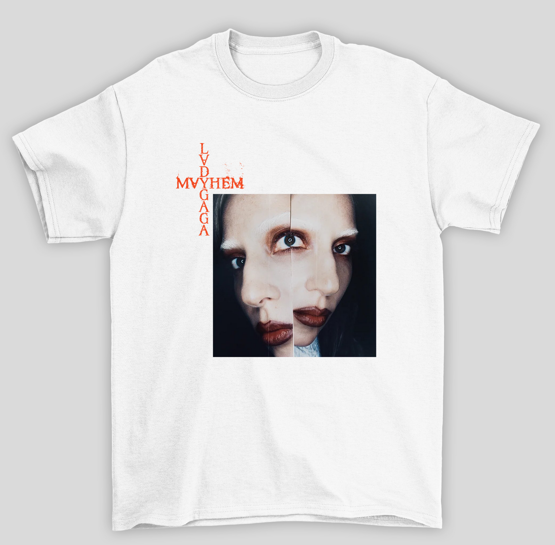 Camiseta Básica Lady Gaga Mayhem Cross- branco