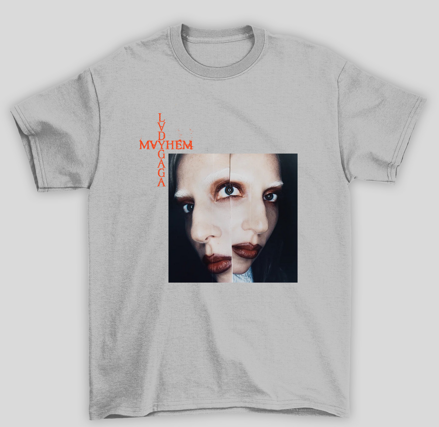 Camiseta Básica Lady Gaga Mayhem Cross- cinza