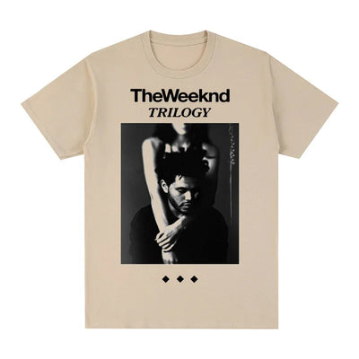 Camiseta Básica The Weeknd Trilogy - pérola